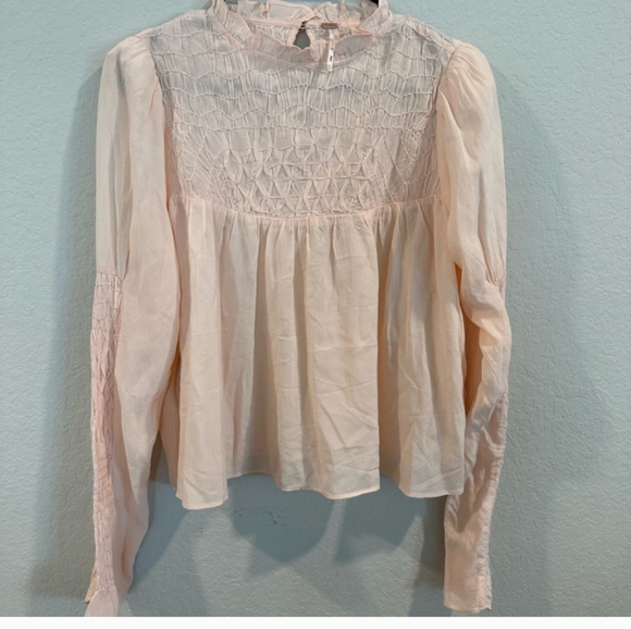 Free People Smocked in Time Top in Apricot NWOT size xs - Picture 7 of 8